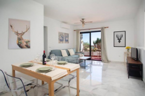 Cozy Apartment With Terrace, Mijas